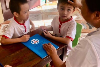 KHÁM SỨC KHỎE ĐỊNH KỲ CHO CÁC BÉ TRƯỜNG MẦM NON HẢI GIANG NĂM HỌC 2023-2024